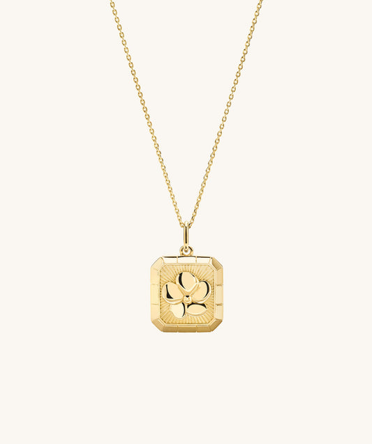 Pavi Pendant Necklace